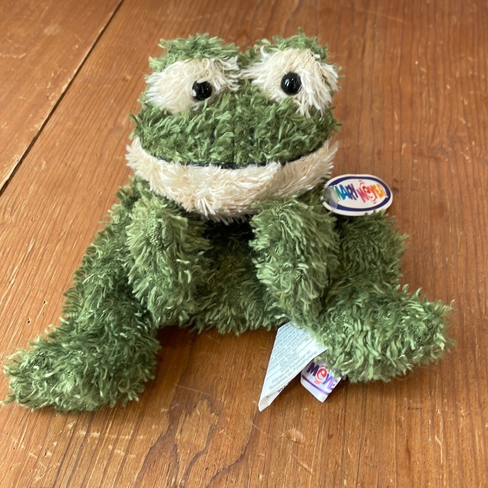 Mary Meyer Frog 🐸 Beanbag, plush animal 8-9’’, with tags